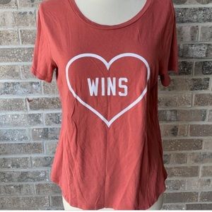 Old Navy ♥️ Wins Tee